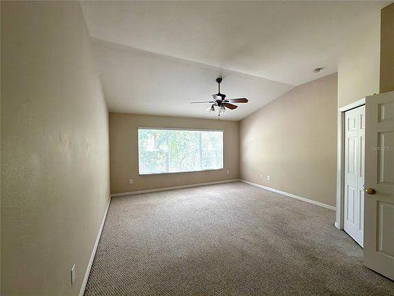 5th image of 2437 Earlswood Ct