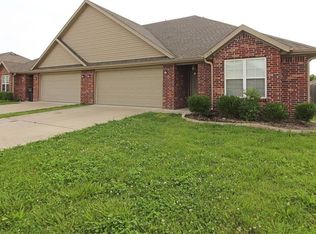 143 Sage St, Centerton, AR 72719
