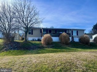 101 Clearfield Ct E, Lancaster, PA