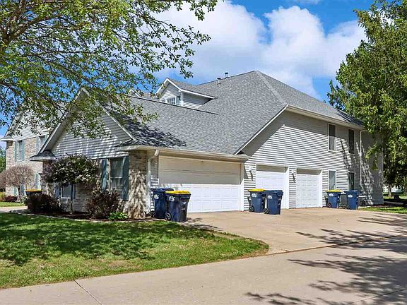 2nd image of 2305 Willowbrooke Ln