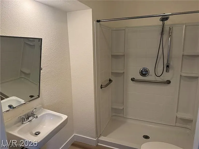 119 E Van Wagenen St — Photo 12