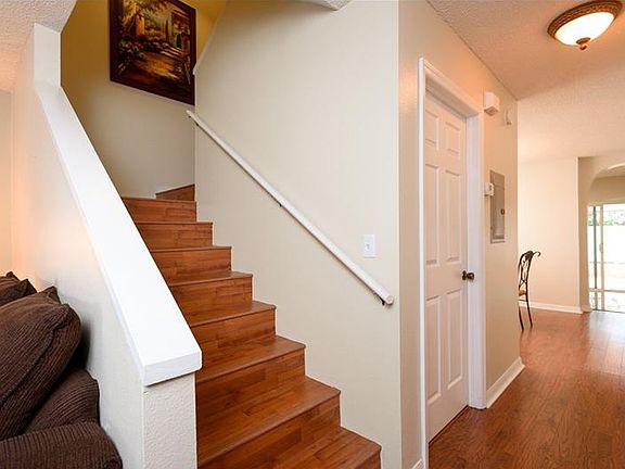5th image of 545 Kensington Lake Cir