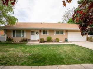 207 N Davis Blvd, Bountiful, UT 84010