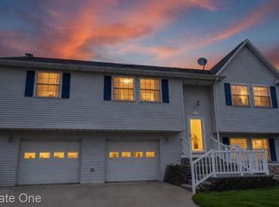 8751 Highland Ave, Watervliet, MI 49098