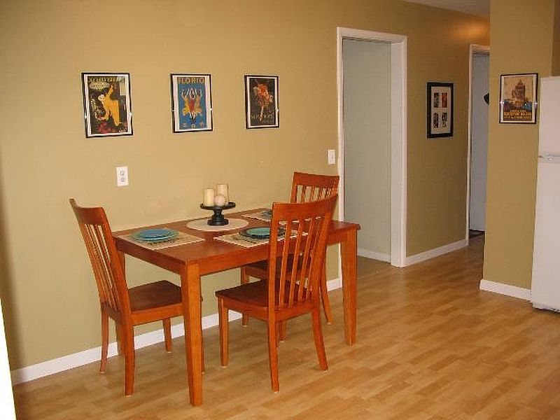 5th image of 81 RUSSELL Road