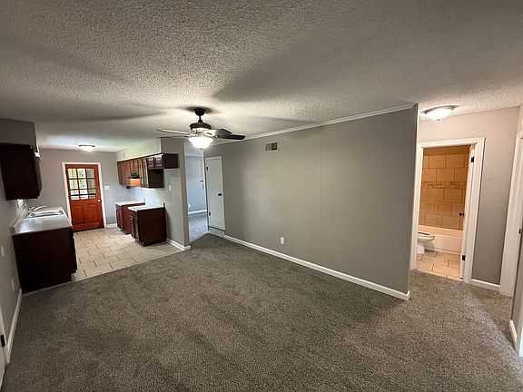 3rd image of 4232 Knight Arnold Rd