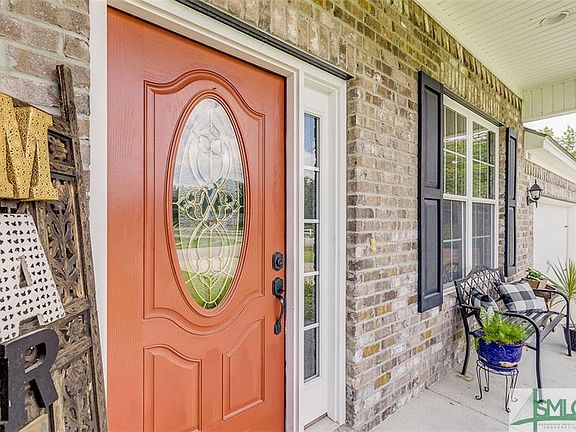 3rd image of 301 Brighton Woods Dr