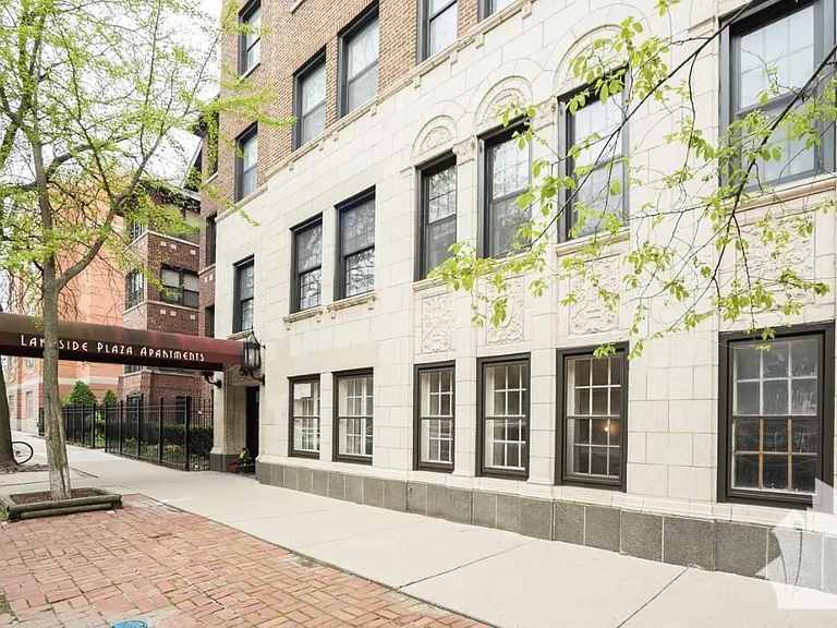 827 W Lakeside Pl #805 — Photo 8