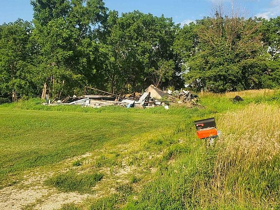 4th image of N996 County Road S
