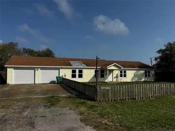 629 S 9th Street, Aransas Pass, TX 78336