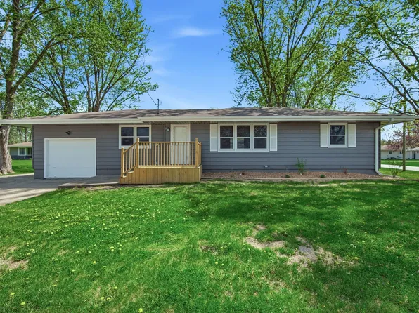 260 Ashworth Dr, Waukee, IA 50263