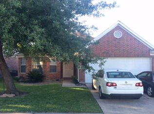 910 Garden Land Ct, Houston, TX 77073