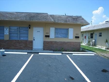 1st image of 200 NE 41st St