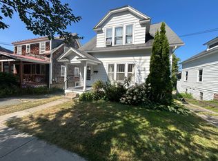 65 Caroline St #1, Burlington, VT 05401