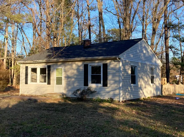 8390 Dell Ray Dr, Mechanicsville, VA 23116