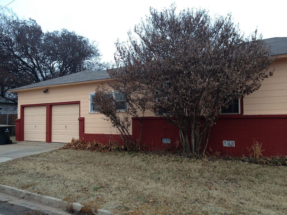 2nd image of 2117 W Walnut Ave