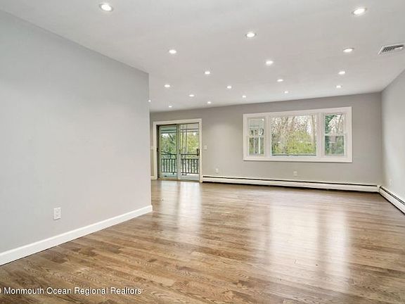 3rd image of 67 Grand Ave