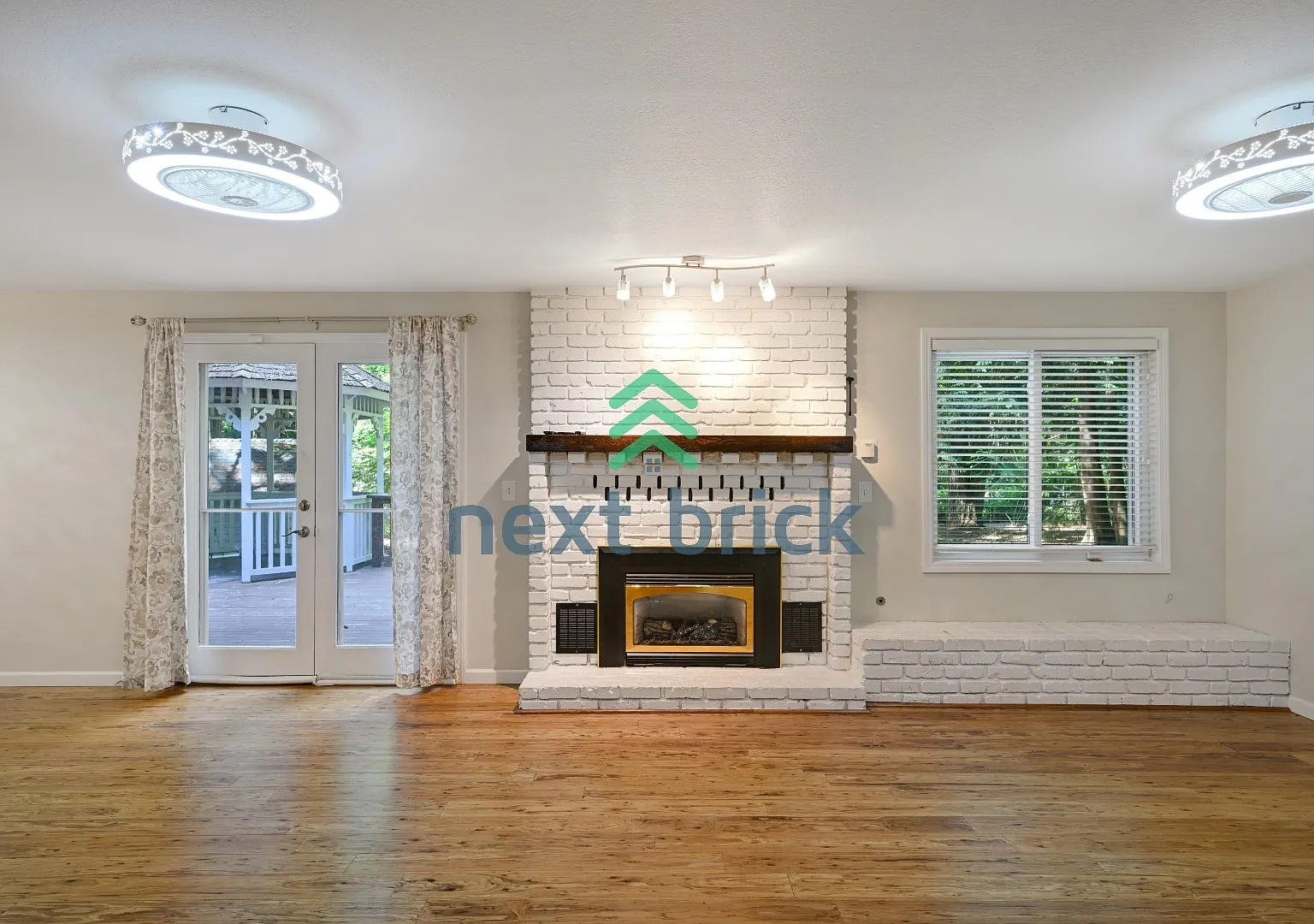 Spacious 5-Bedroom Haven with 3 Full Baths in Redmond Your Dream Home Awaits! — Photo 3