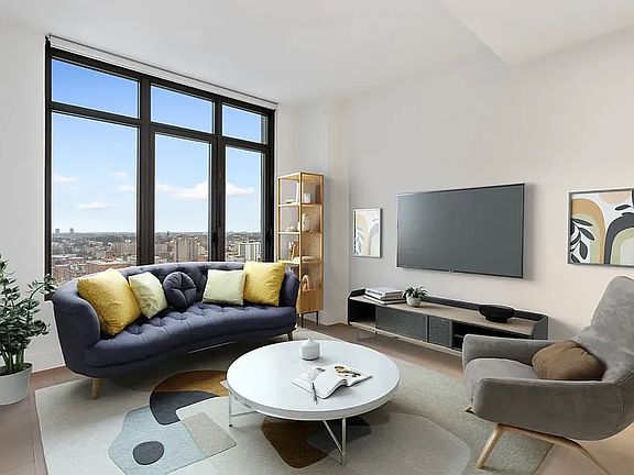 3rd image of 92-27 160th St #913