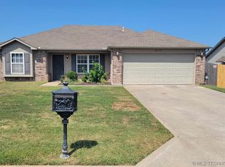 26121 E 90th Pl S, Broken Arrow, OK 74014