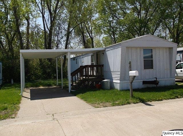 Home for Sale in Quincy, IL $10,900