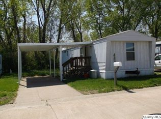 900 April Ave, Quincy, IL 62305