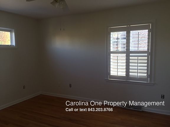 5th image of 204 Sans Souci St Unit 4B
