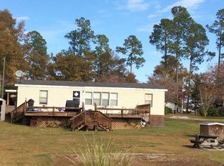 1215 Devaney Cir, Summerton, SC 29148