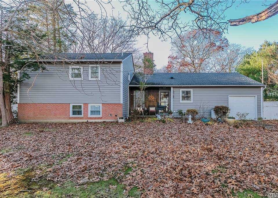 1st image of 324 Glenmore Ln
