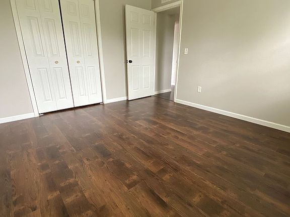 5th image of 170 Westmount Dr APT 5