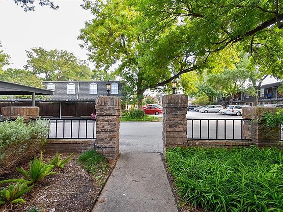 3rd image of 9023 Gaylord Dr