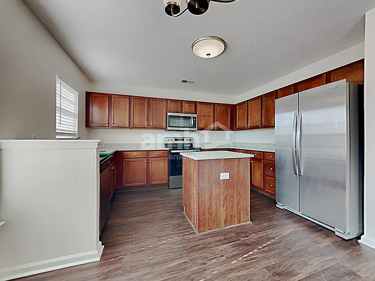 1099 Moss Grove Dr — Photo 5