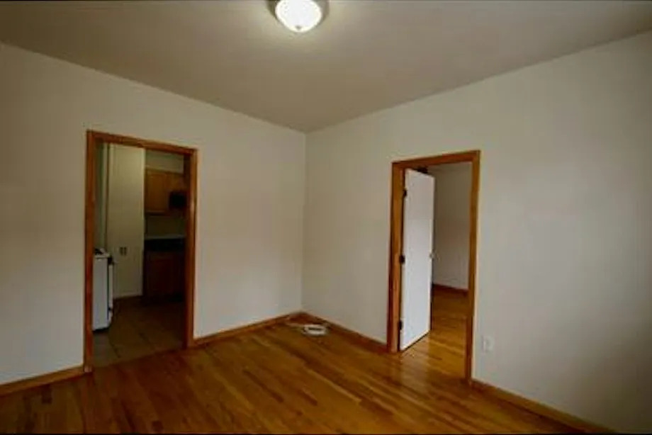40 Wyckoff Street — Photo 2