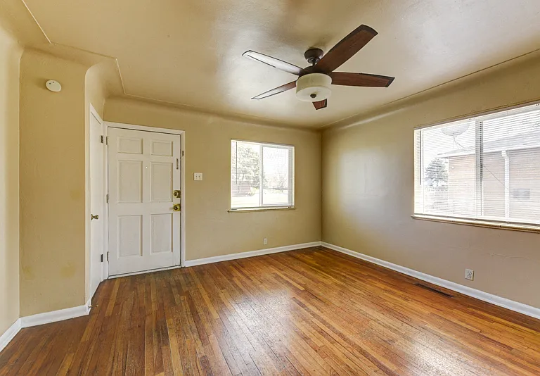3205 Glencoe St — Photo 15