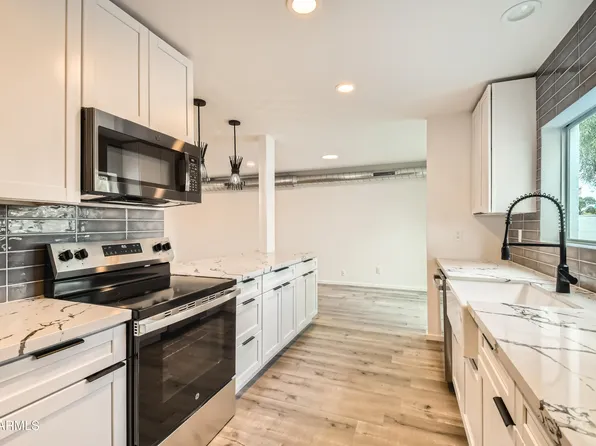 17030 E CALAVERAS Avenue, Fountain Hills, AZ 85268