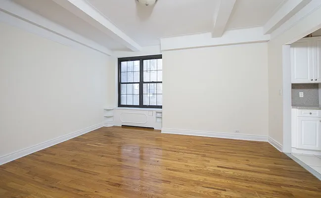 Rented by Balen Real Estate, LLC | media 9