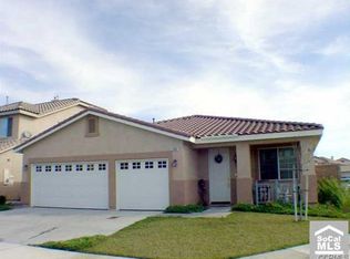 5949 Lakeside Ct, Fontana, CA 92336