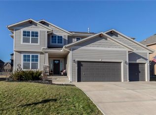 22236 W 122nd St, Olathe, KS 66061