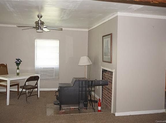 3rd image of 111 Kermit Dr