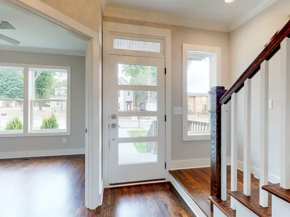 1724 Knowles St, Nashville, TN 37208