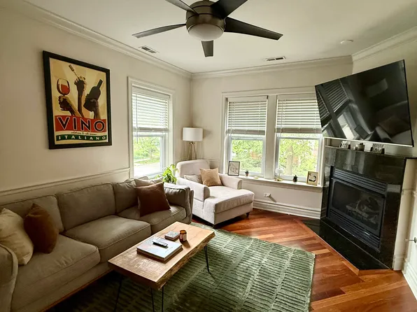 5027 N Bernard St APT 2, Chicago, IL 60625