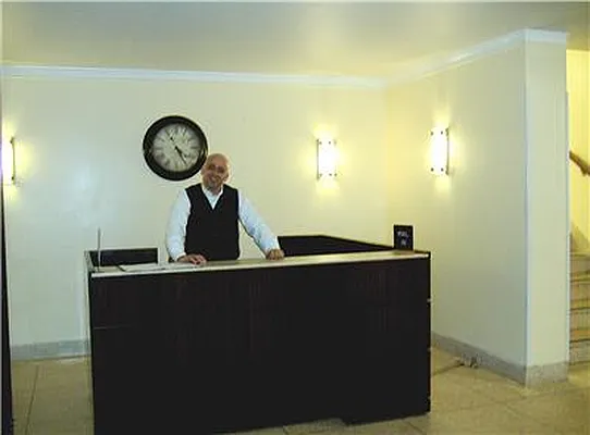 Sold by R New York | media 28