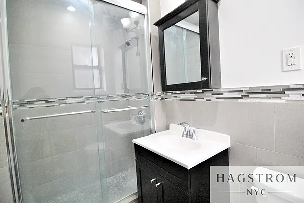 Rented by Hagstrom Management Inc | media 37