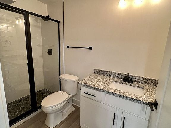 4th image of 44 Barefoot Ln