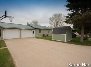 3814 Minifred Dr, Sheridan, MI 48884