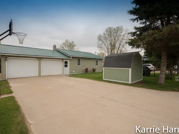 3814 Minifred Dr, Sheridan, MI 48884