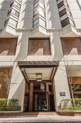 400 E Ohio St APT 3203, Chicago, IL 60611
