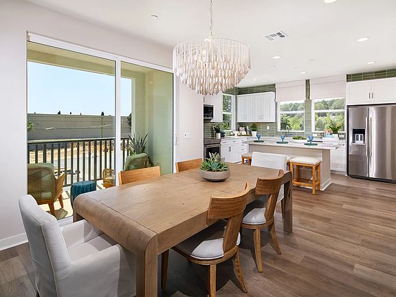 Dining Kitchen