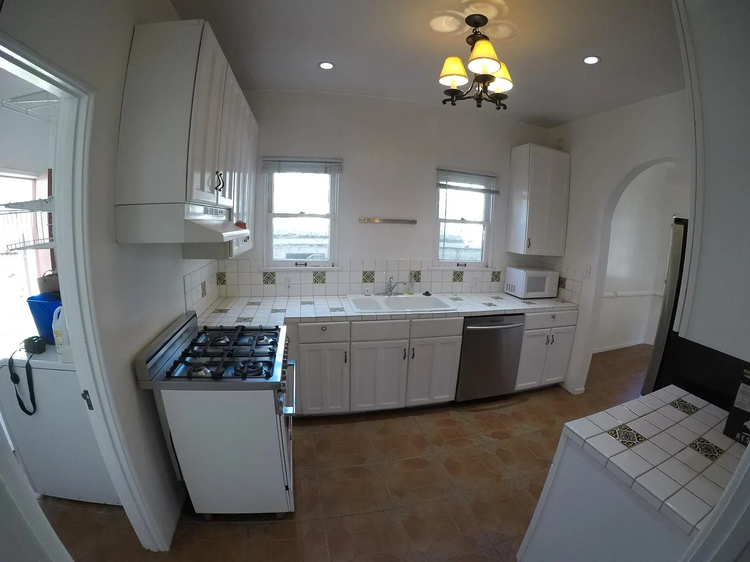 2 bed, 1400 sqft, $4,195 — Photo 4