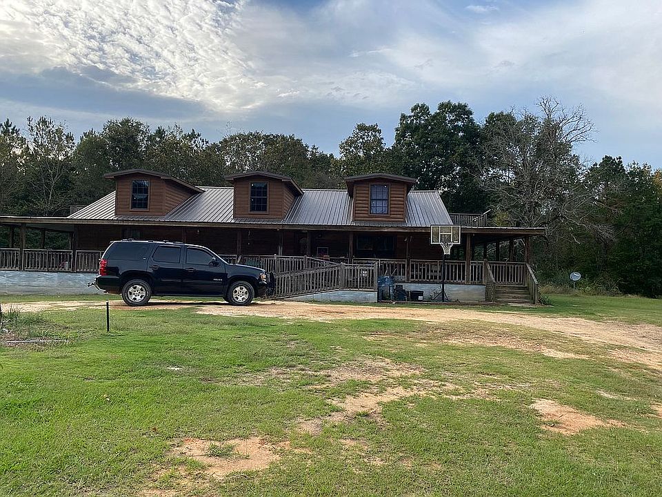 2nd image of 449 County Road 371